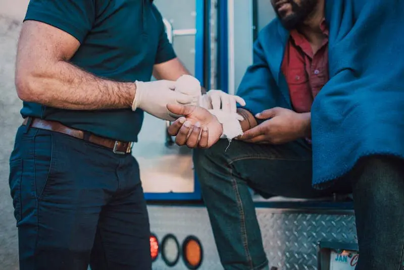 First Aid Tips for Handling Injuries First Aid Tips for Handling Injuries